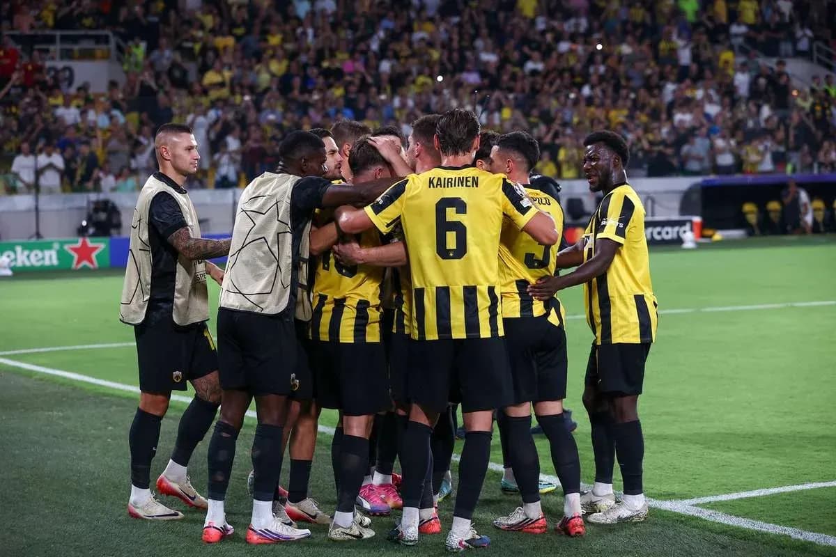 AEK Athens players celebrating a goal