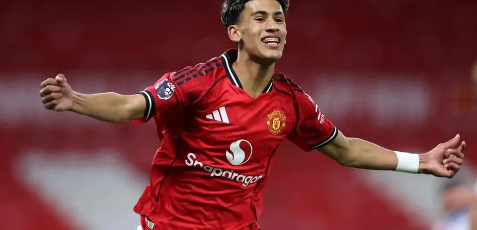 Manchester United player celebrating a goal