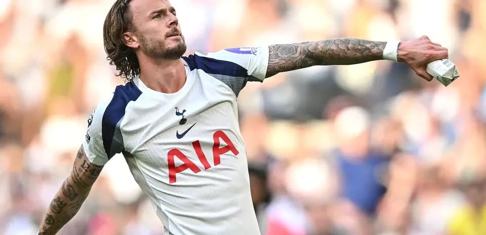 Player celebrating after scoring for Tottenham Hotspur