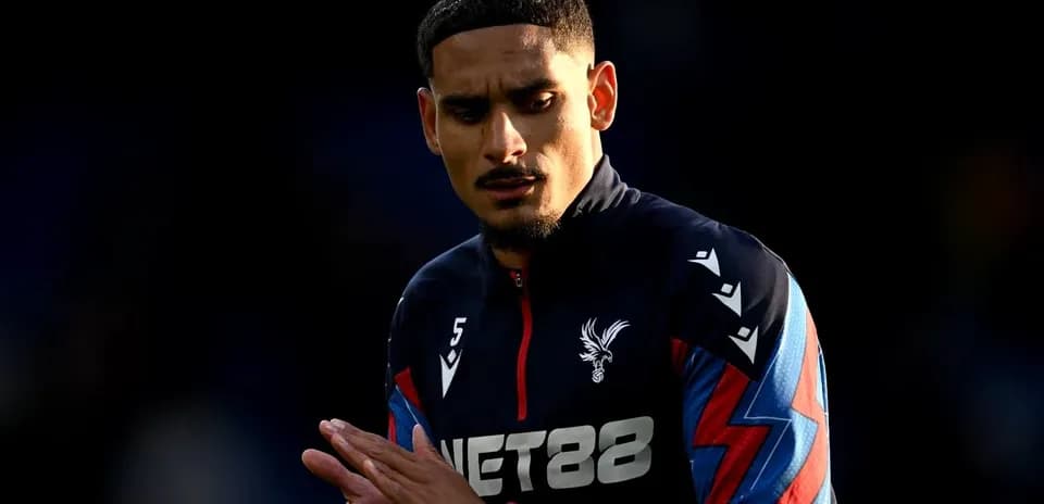 Player in Crystal Palace kit during match warm-up