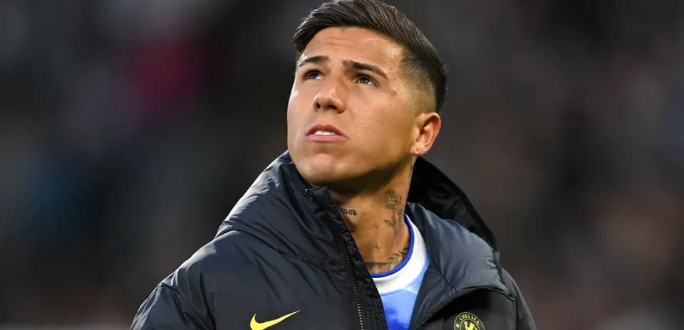 Player looking up during match warm-up