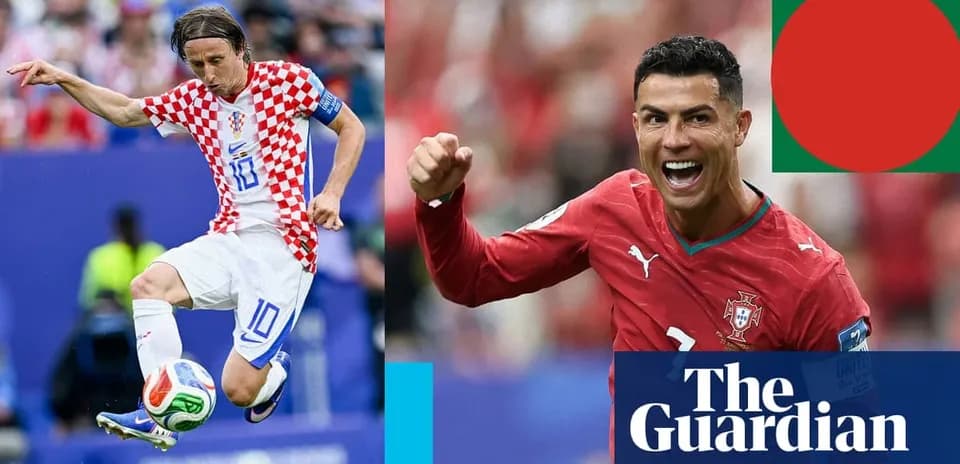 Luka Modrić and Cristiano Ronaldo during a match