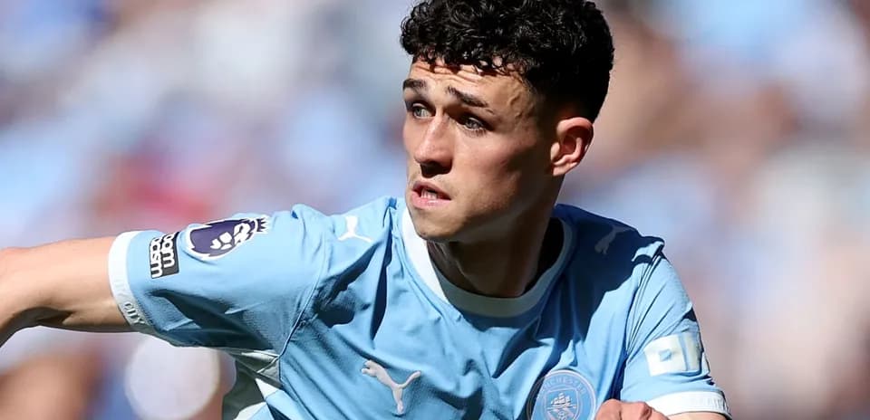 Player in Manchester City kit during a match