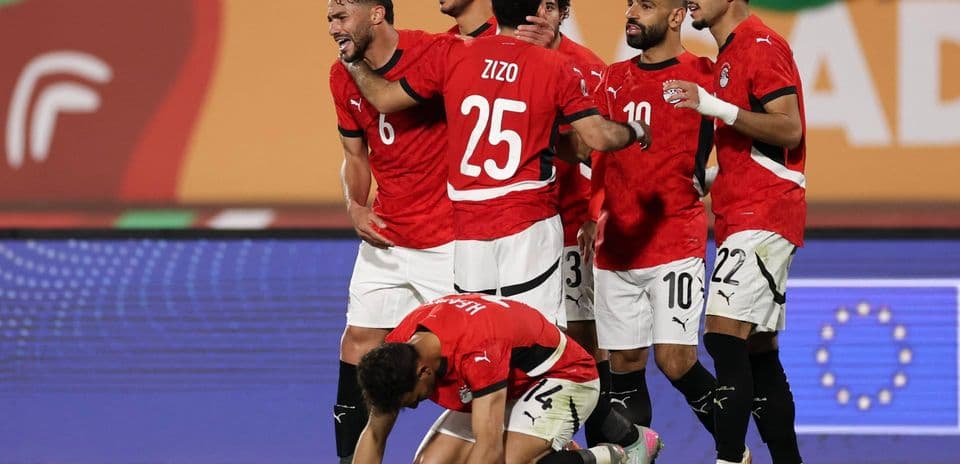 Football illustration used for match coverage - d3cqxfce.jpg