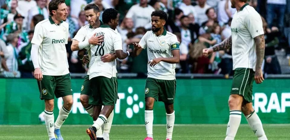 Hammarby FF players celebrating a goal
