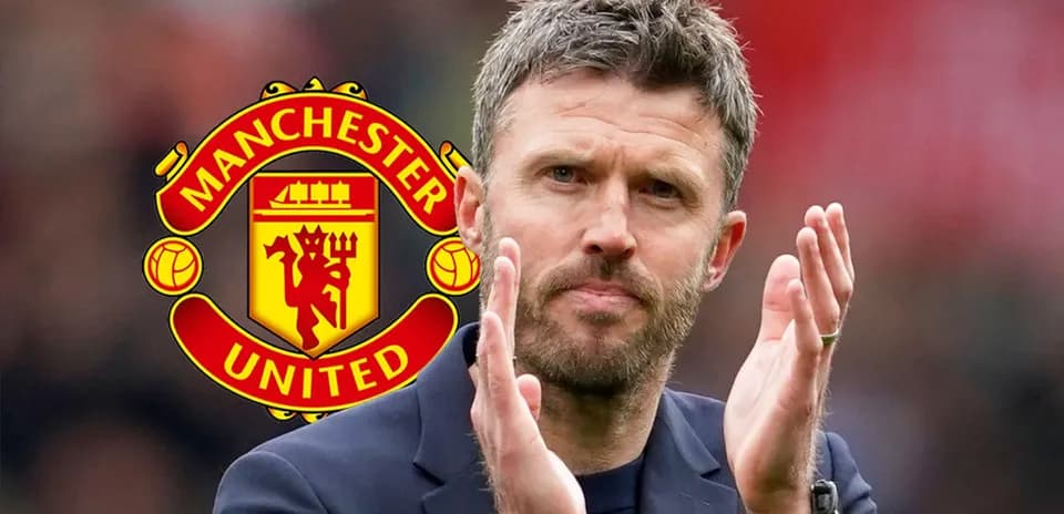 Manchester United manager applauding fans after match