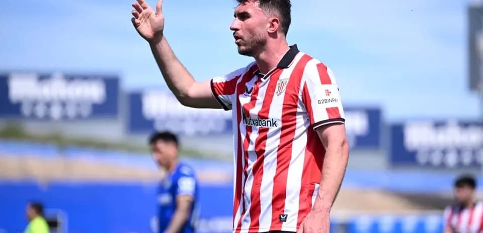 Athletic Bilbao player gesturing during match
