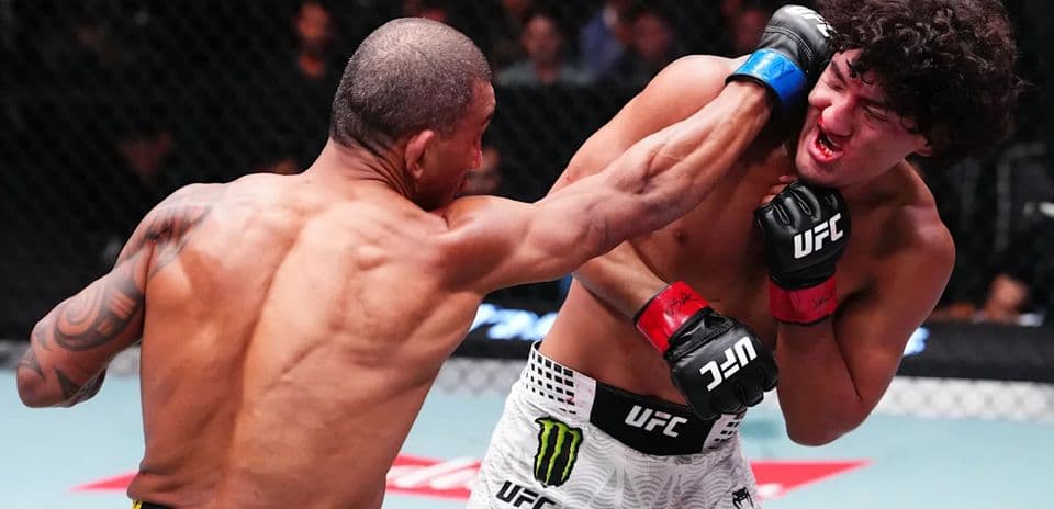 Raul Rosas Jr. Reflects on Harrowing UFC Vegas 121 Finish Against Raoni Barcelos