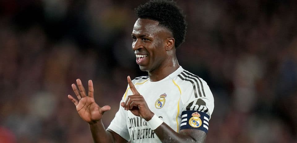 Lee Dixon Sees Arsenal Missing Out on Vinicius Junior as a Positive Move