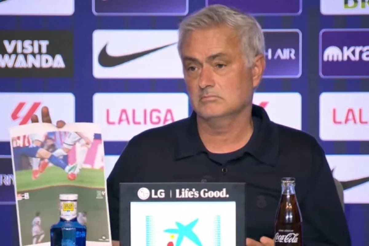Jose Mourinho Criticizes Refereeing with Printed Images After Real Madrid Derby Loss