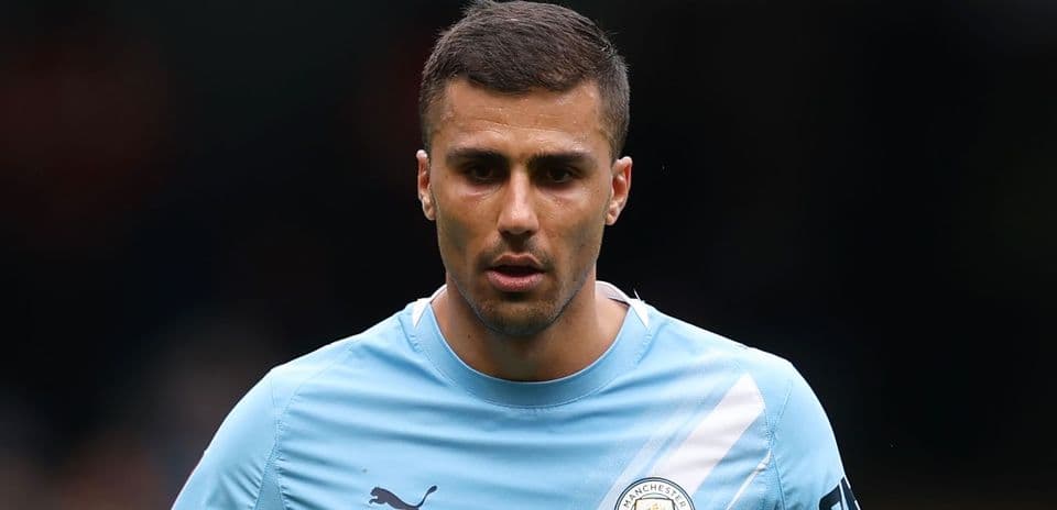 Rodri Arrives in Barcelona to Seal Manchester City Transfer