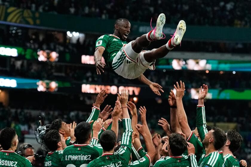 Mexico Breaks World Cup Knockout Drought with 2-0 Win Over Ecuador