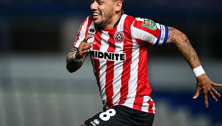 Transfer Roundup: Coventry Struggle Over Hamer Fee, West Ham Targets Ex-Spurs Striker, Ipswich Near Florentino Signing