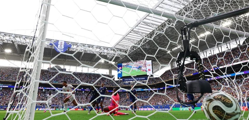 Top Goals from the 2026 World Cup: From Messi and Mbappé's Scoring Feats to Bellingham's Solo Effort