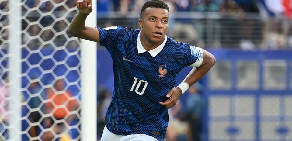 Kylian Mbappé's World Cup Goal Tally and His Pursuit of Messi's Record