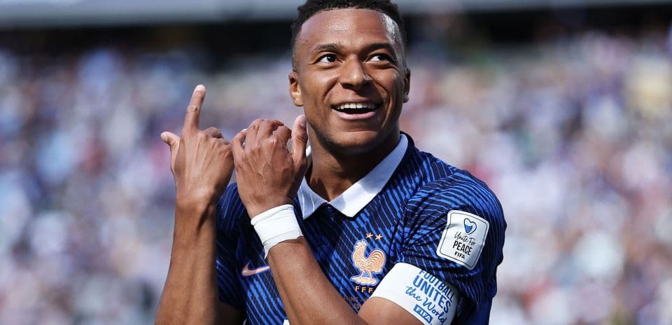 Didier Deschamps Confirms Kylian Mbappe Ready for France’s World Cup Semi-Final Against Spain