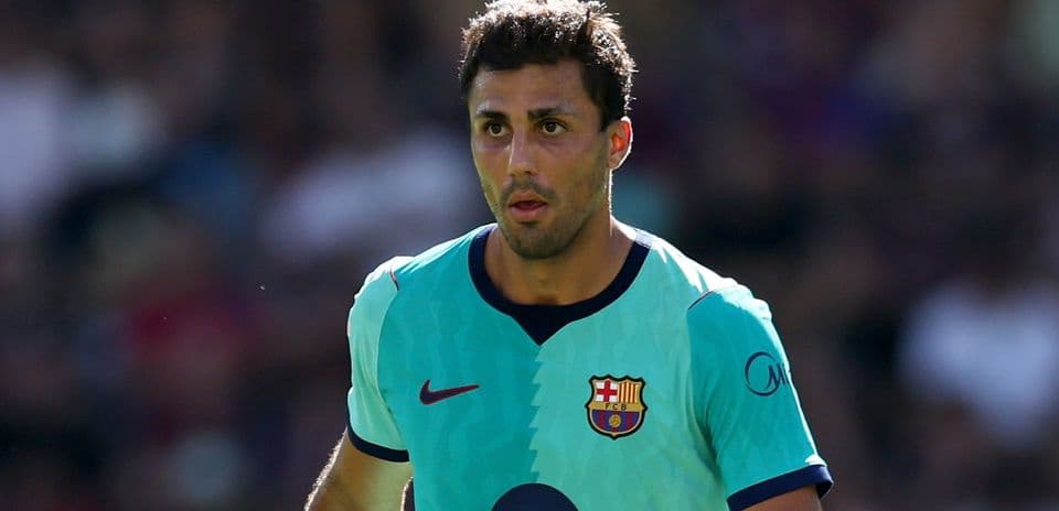 Rodri Shares Private Call with Jose Mourinho After Choosing Barcelona Over Real Madrid