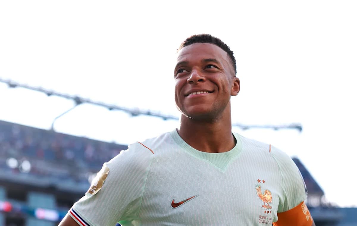 Mbappé and Dembélé Propel France into World Cup Semifinals with 2-0 Win Over Morocco
