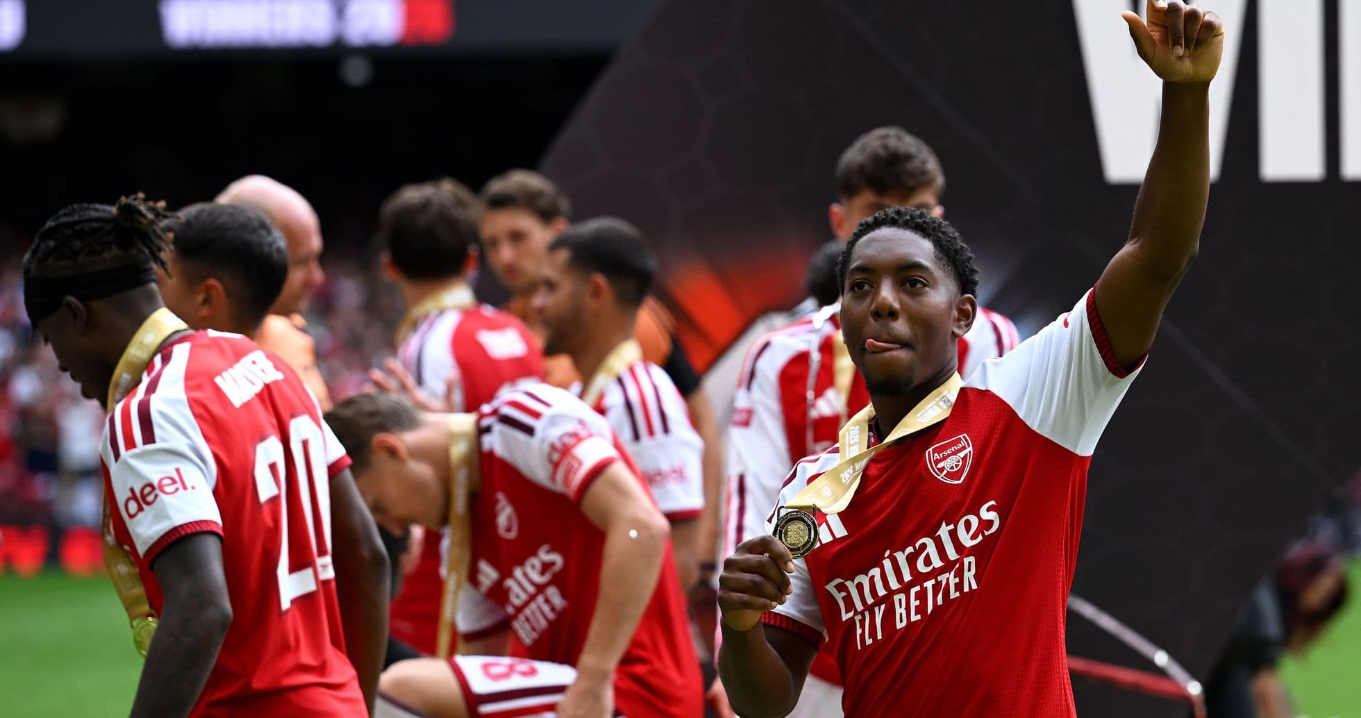 Alan Pardew Says Arsenal Stand Tall Over Premier League Rivals After Community Shield Win