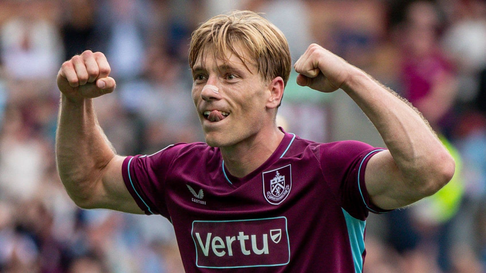 Ipswich Town Secure Zian Flemming from Burnley in £20 Million Deadline Day Deal