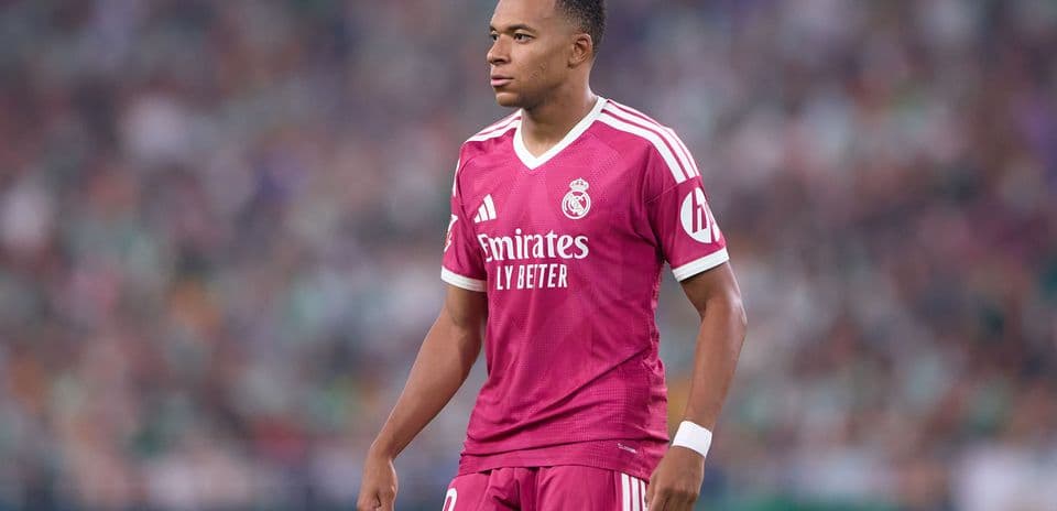 Christophe Dugarry Criticizes Kylian Mbappe's Ballon d'Or Ambition as 'Childish and Pathetic'