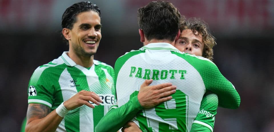 Troy Parrott’s Winner Secures Real Betis Comeback Over Lille as Ethan Mbappe Gets Sent Off
