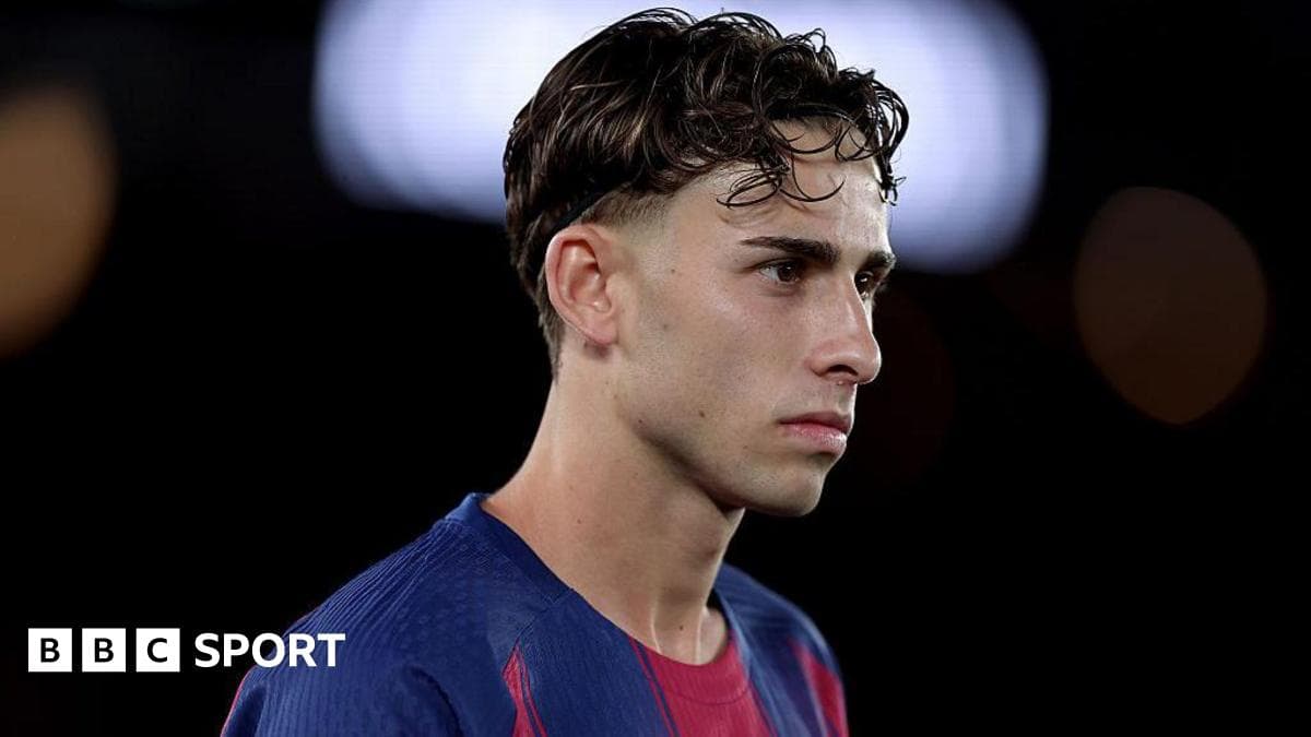 Football player in Barcelona kit during match Football player in Barcelona kit during match