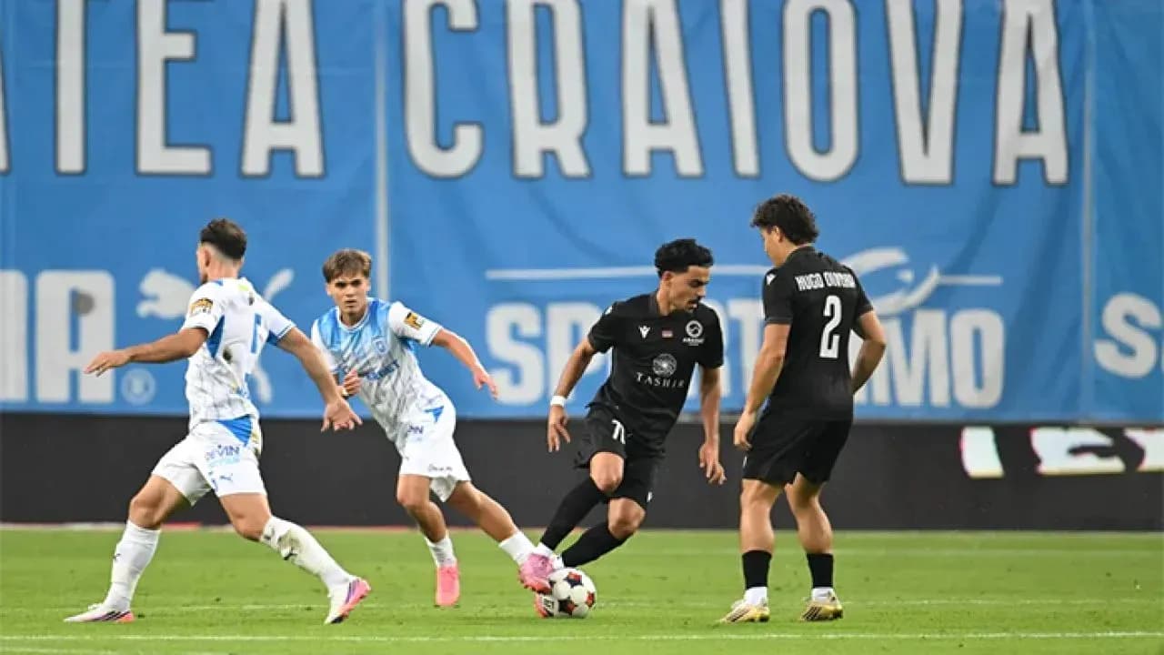 Players competing in UEFA Europa League match Players competing in UEFA Europa League match