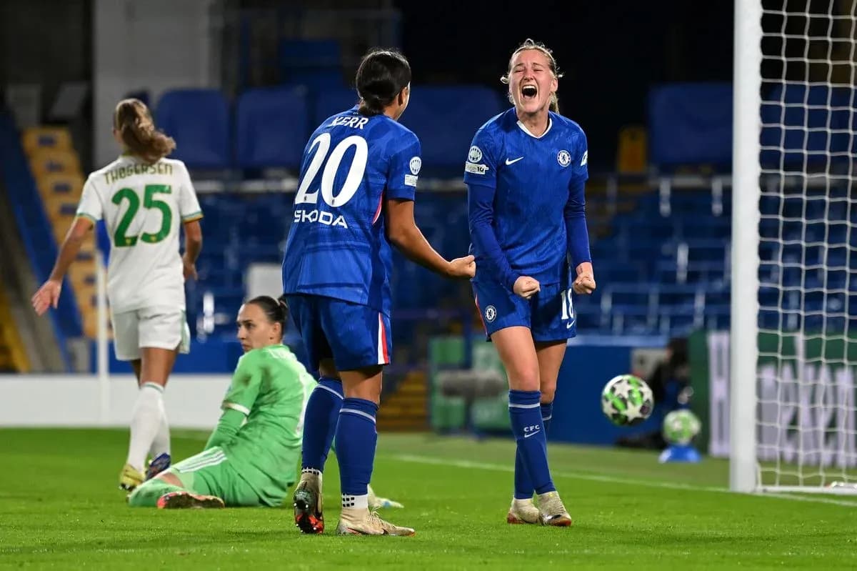 Chelsea players celebrating a goal in Champions League Chelsea players celebrating a goal in Champions League