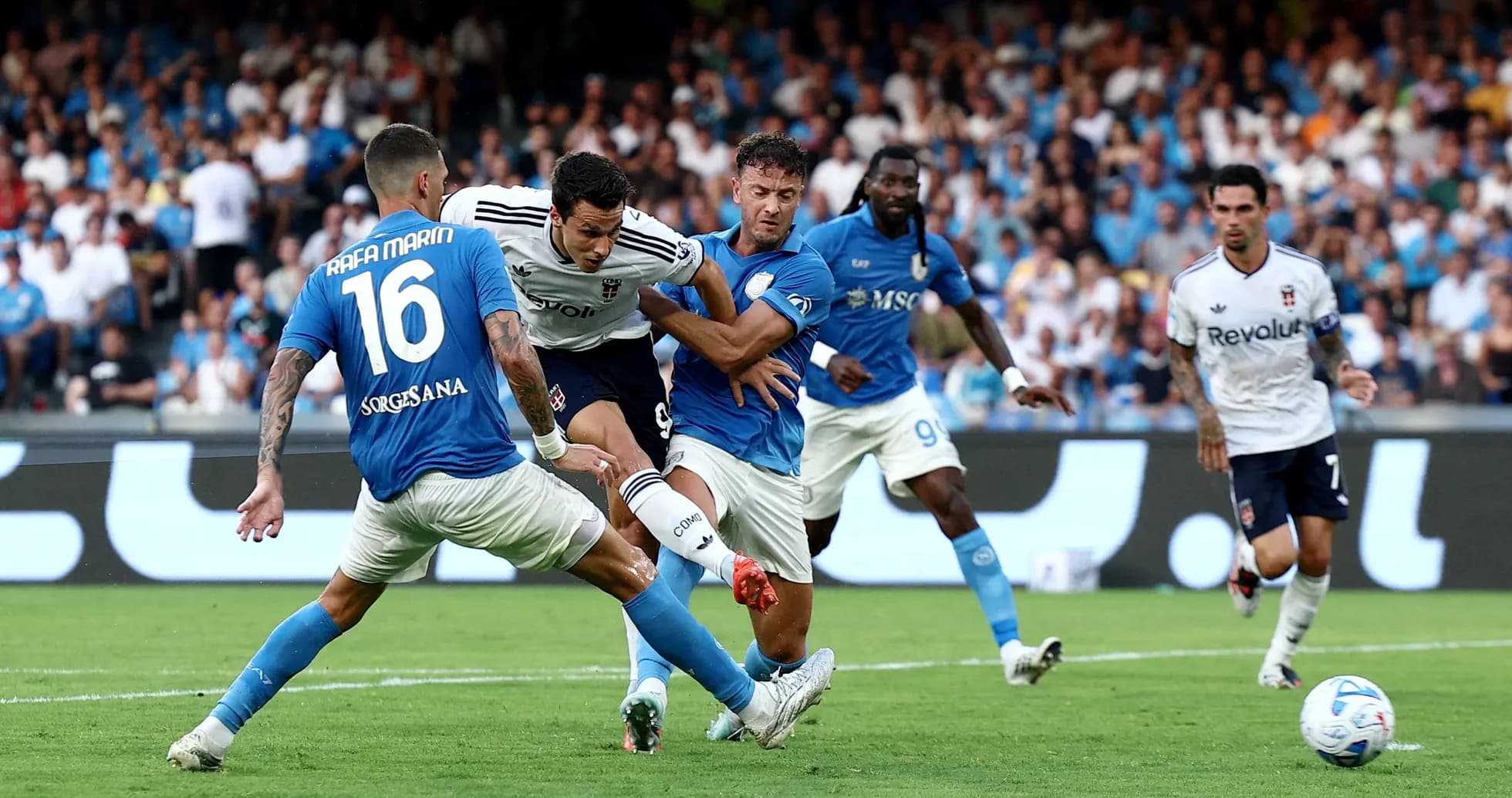 Players contesting for the ball during Napoli match Players contesting for the ball during Napoli match