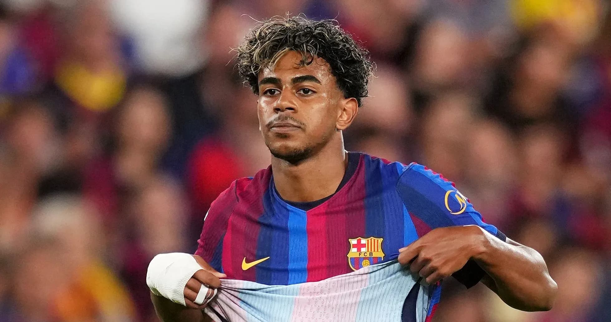 Player adjusting Barcelona jersey during match Player adjusting Barcelona jersey during match