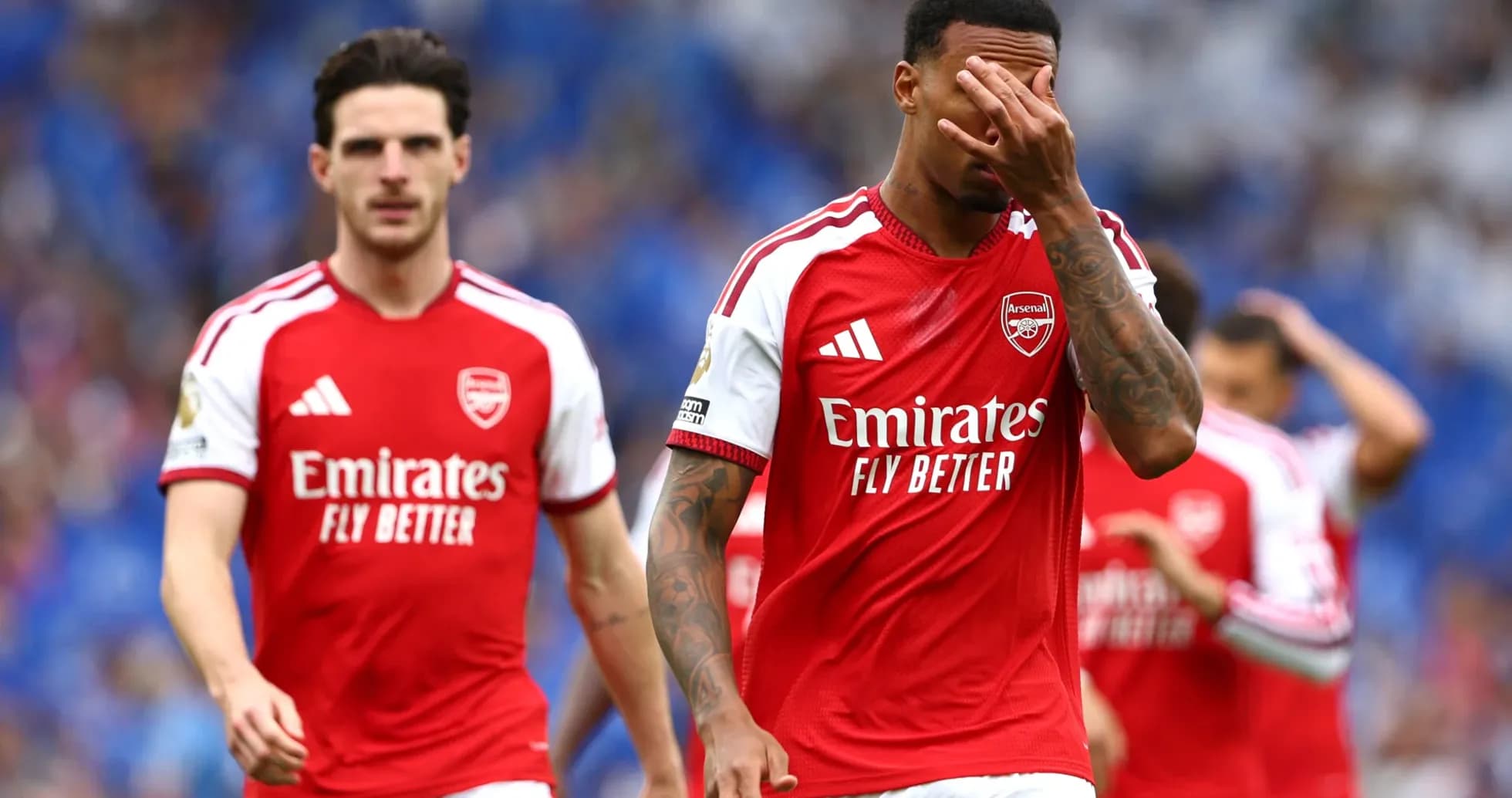 Arsenal players leaving the pitch after match Arsenal players leaving the pitch after match