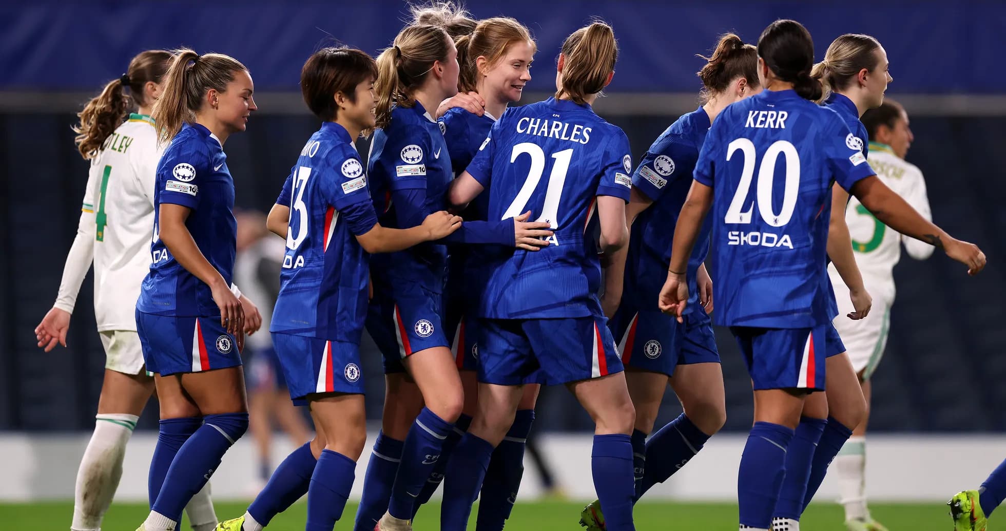 Chelsea players in action against Roma. Chelsea players in action against Roma.
