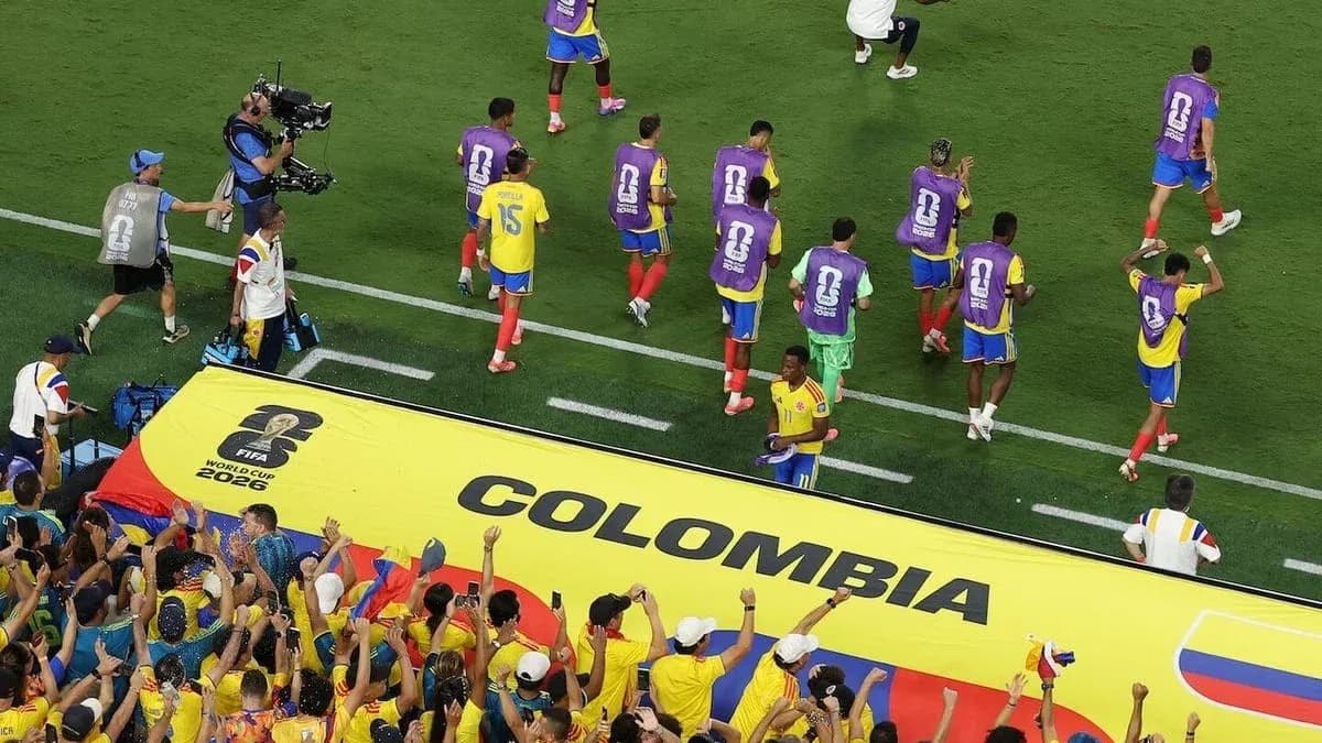 Colombian players celebrating with fans at World Cup Colombian players celebrating with fans at World Cup