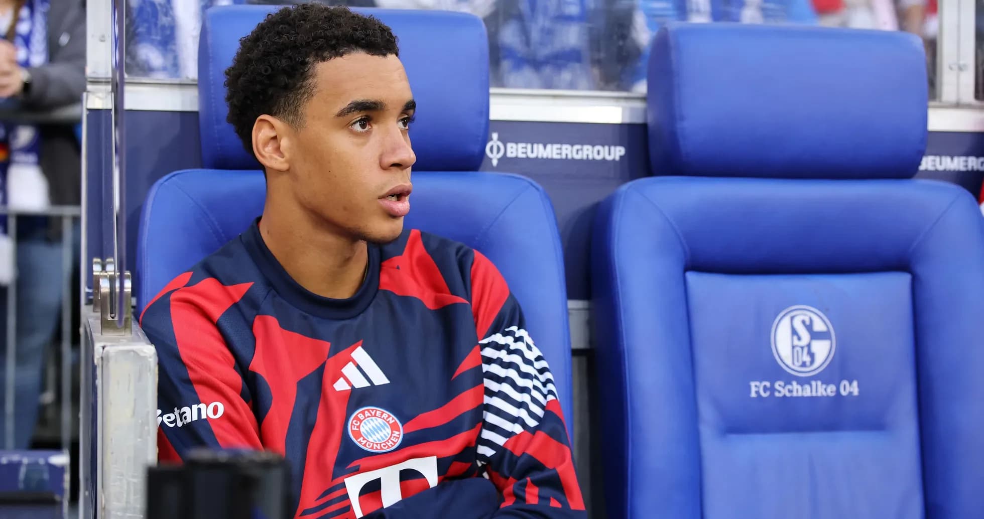 Player sitting on the bench during match Player sitting on the bench during match