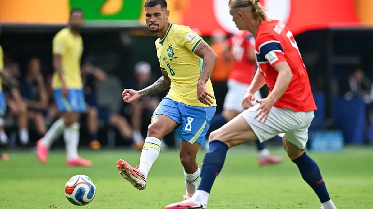 Brazilian player dribbling past opposing player during match Brazilian player dribbling past opposing player during match