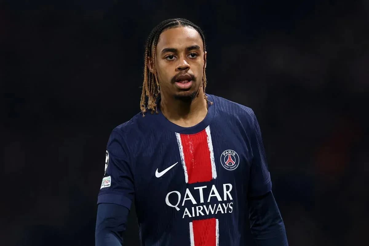Player in PSG jersey during match Player in PSG jersey during match