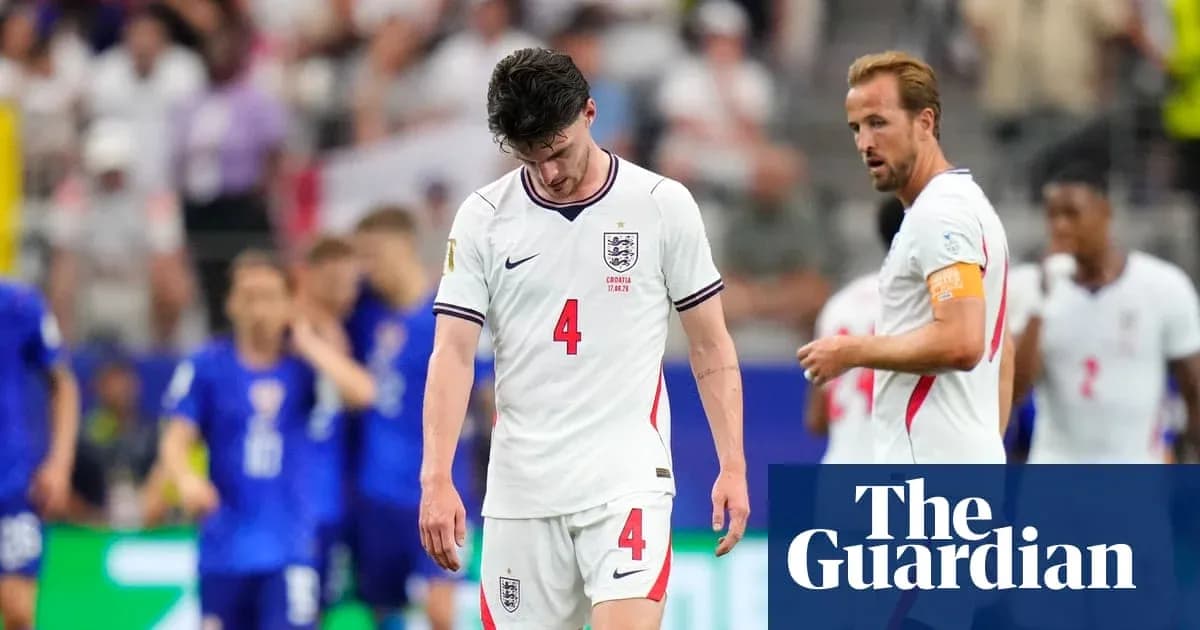 England players walking off the pitch after loss England players walking off the pitch after loss