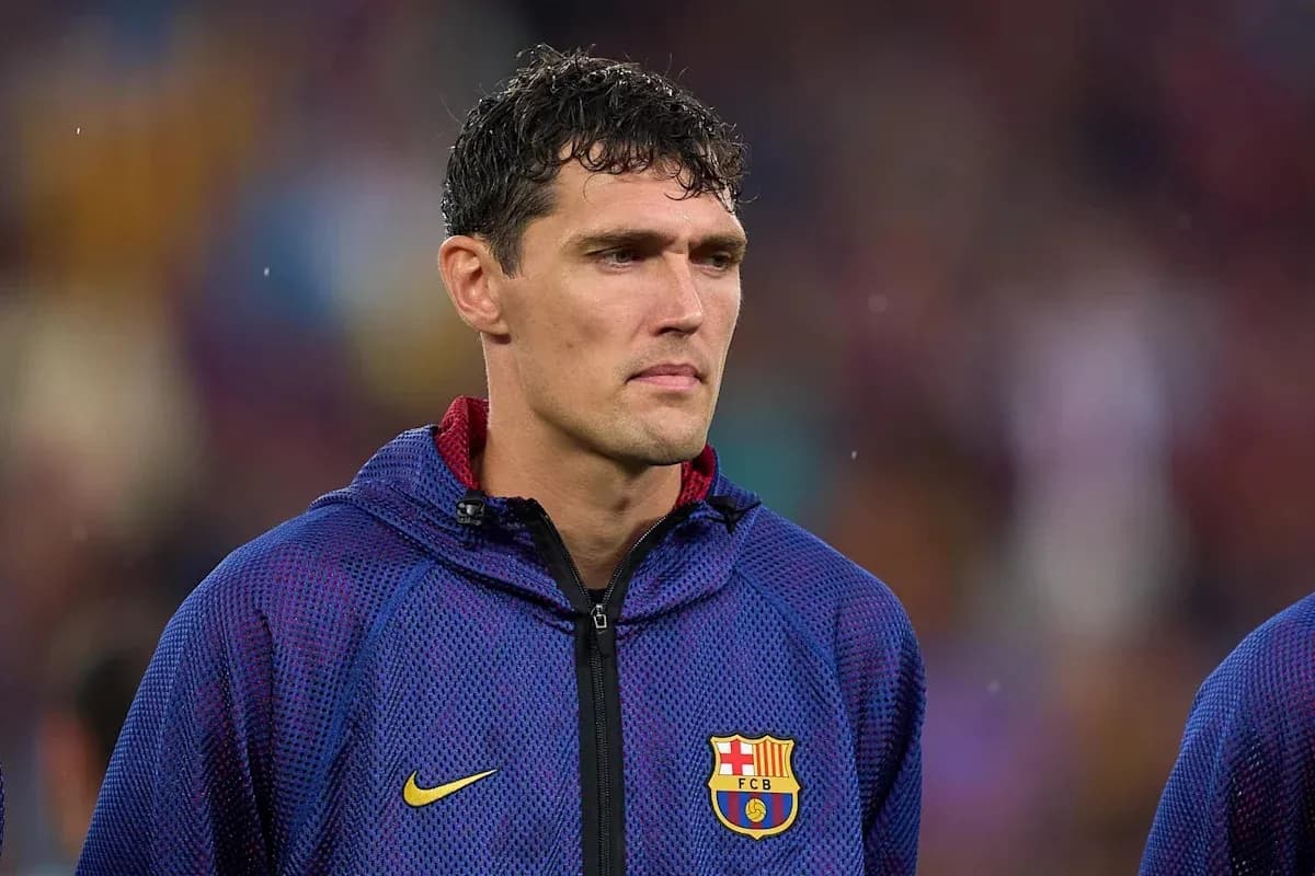 Player wearing Barcelona jacket during match preparation Player wearing Barcelona jacket during match preparation