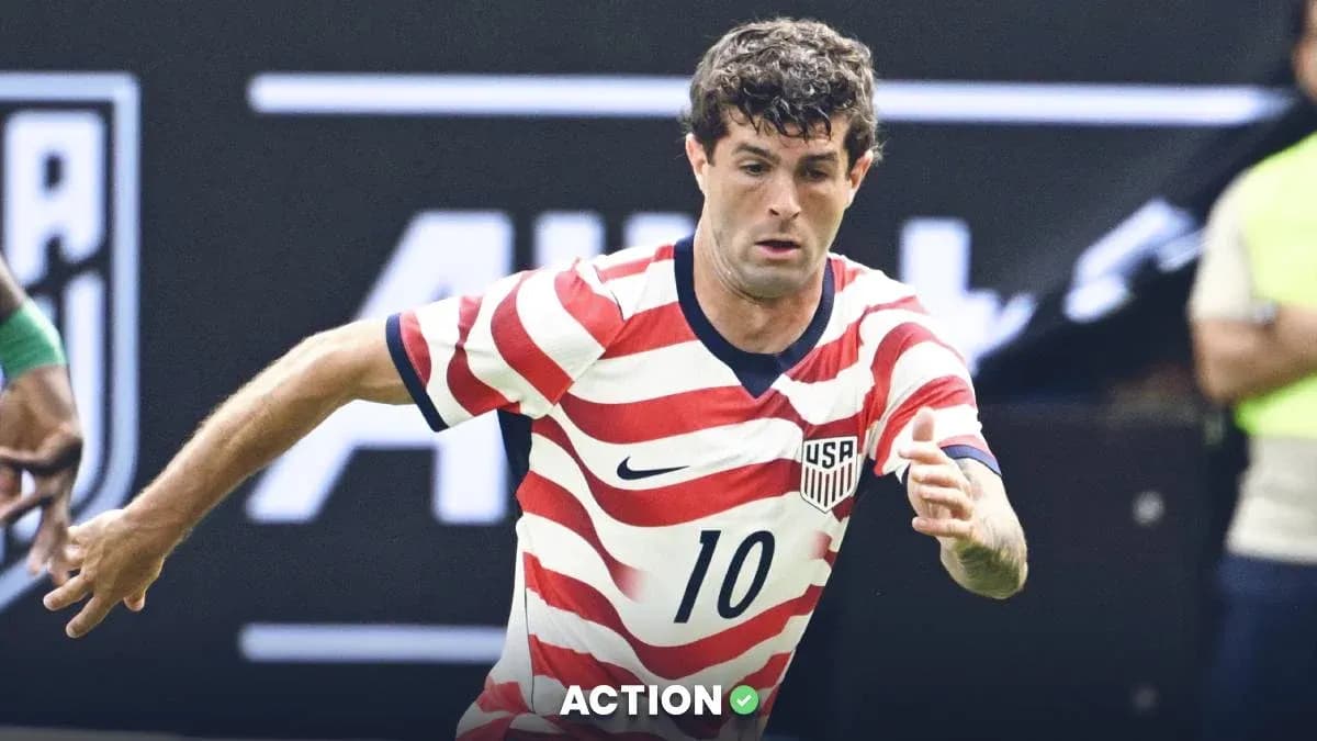 Christian Pulisic dribbling during USA match Christian Pulisic dribbling during USA match