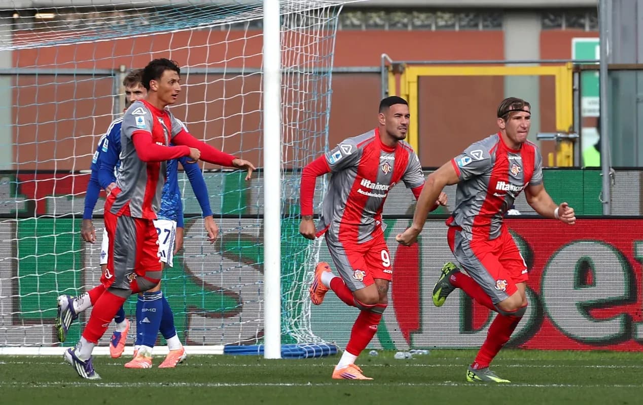Cremonese players celebrating a goal in match Cremonese players celebrating a goal in match
