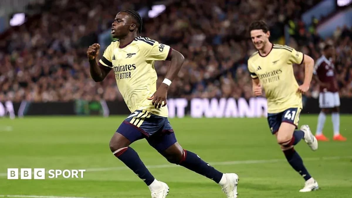 Arsenal players celebrating a goal during match Arsenal players celebrating a goal during match