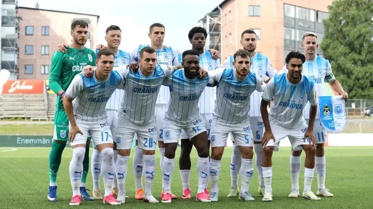Universitatea Craiova team photo before match Universitatea Craiova team photo before match