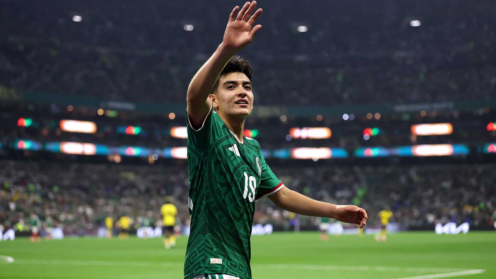 Liverpool Eyes Move for 17-Year-Old Mexican Midfielder Gilberto Mora Liverpool Eyes Move for 17-Year-Old Mexican Midfielder Gilberto Mora