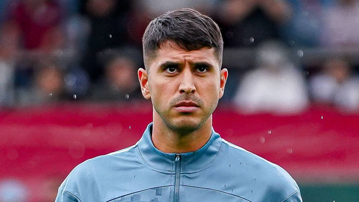 Exequiel Palacios Joins Ipswich Town from Bayer Leverkusen on Four-Year Deal Exequiel Palacios Joins Ipswich Town from Bayer Leverkusen on Four-Year Deal
